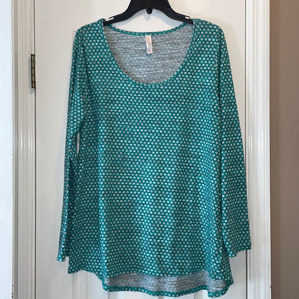 2/$22 LuLaRoe Long Sleeve Top. Size XL.  Green/White NWOT